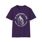 The bookworm's cabin - Typography T-Shirt