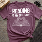 Reading is my self care - Heart Book T-Shirt