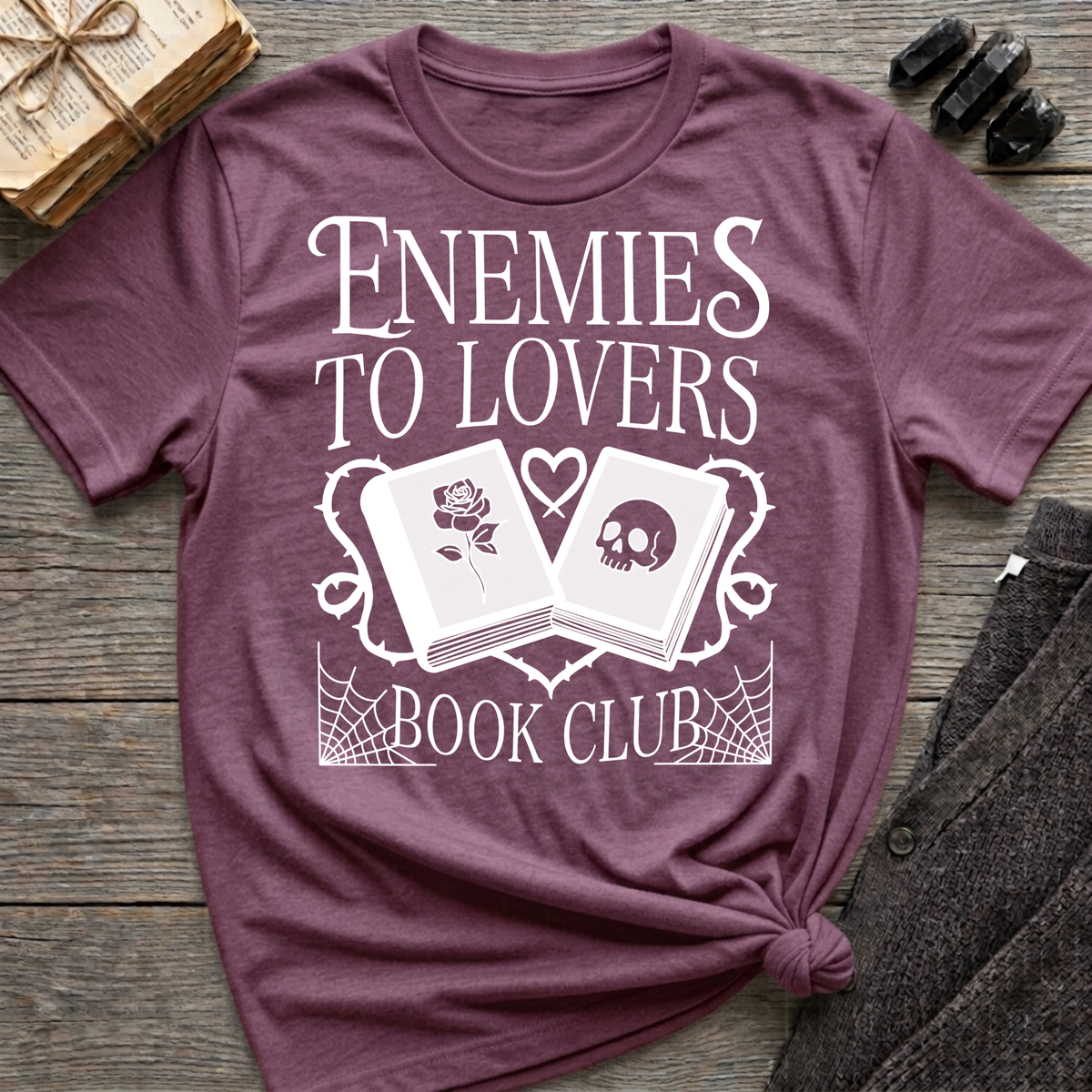 Enemies to lovers book club - Typography T-Shirt
