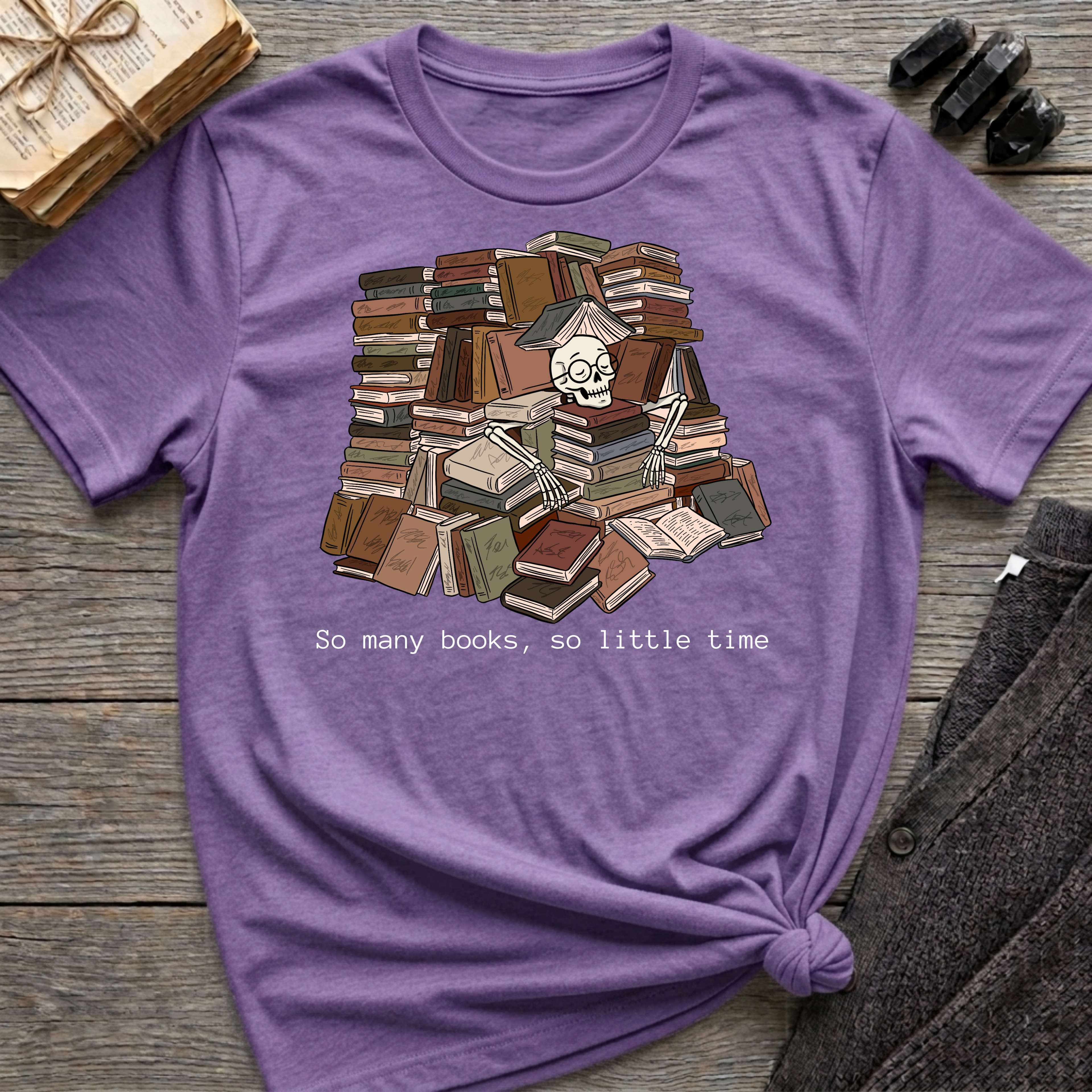 So many books - Book pile Graphic T-Shirt