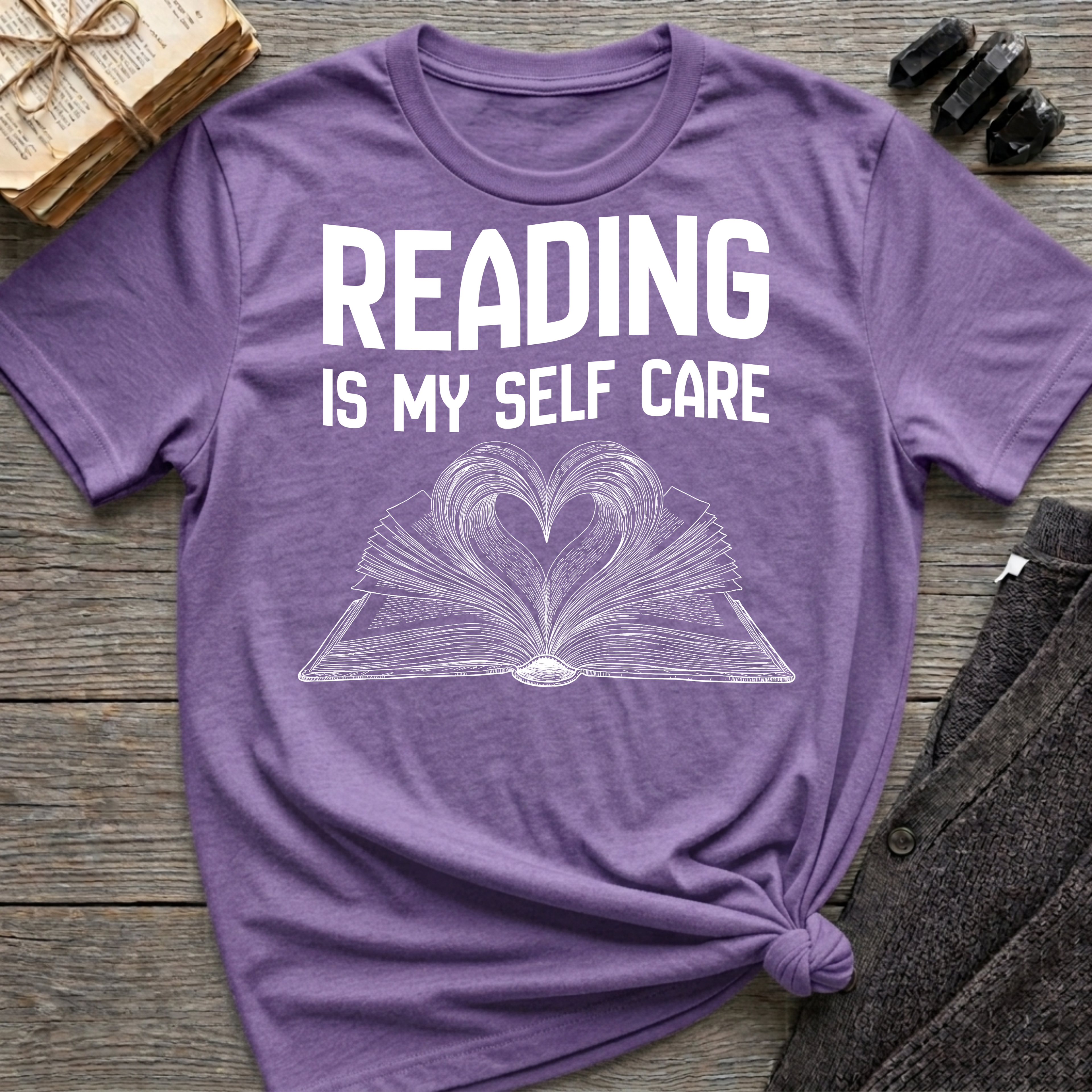 Reading is my self care - Heart Book T-Shirt