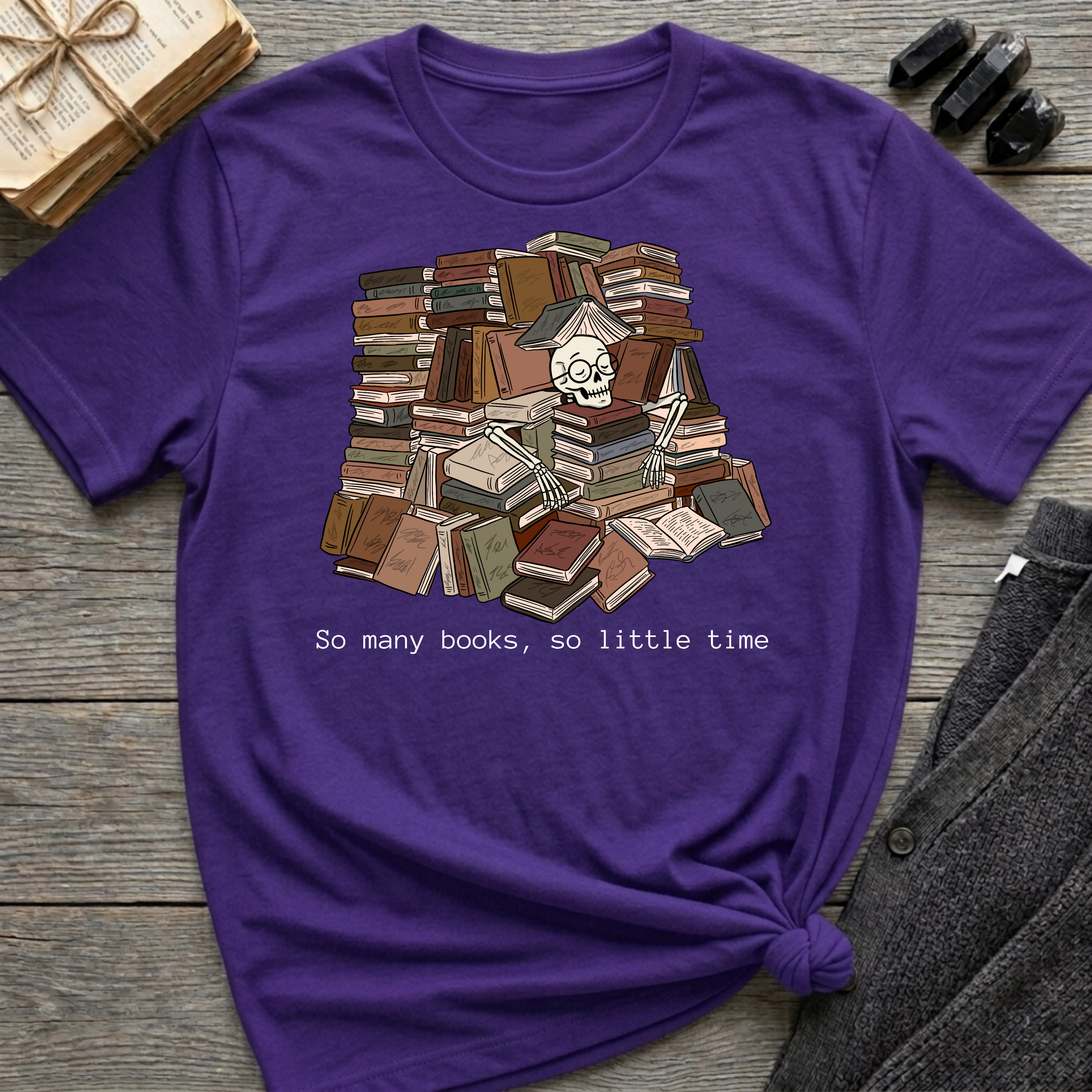 So many books - Book pile Graphic T-Shirt