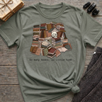 So many books - Book pile Graphic T-Shirt