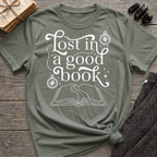 Lost in a good book - Typography T-Shirt