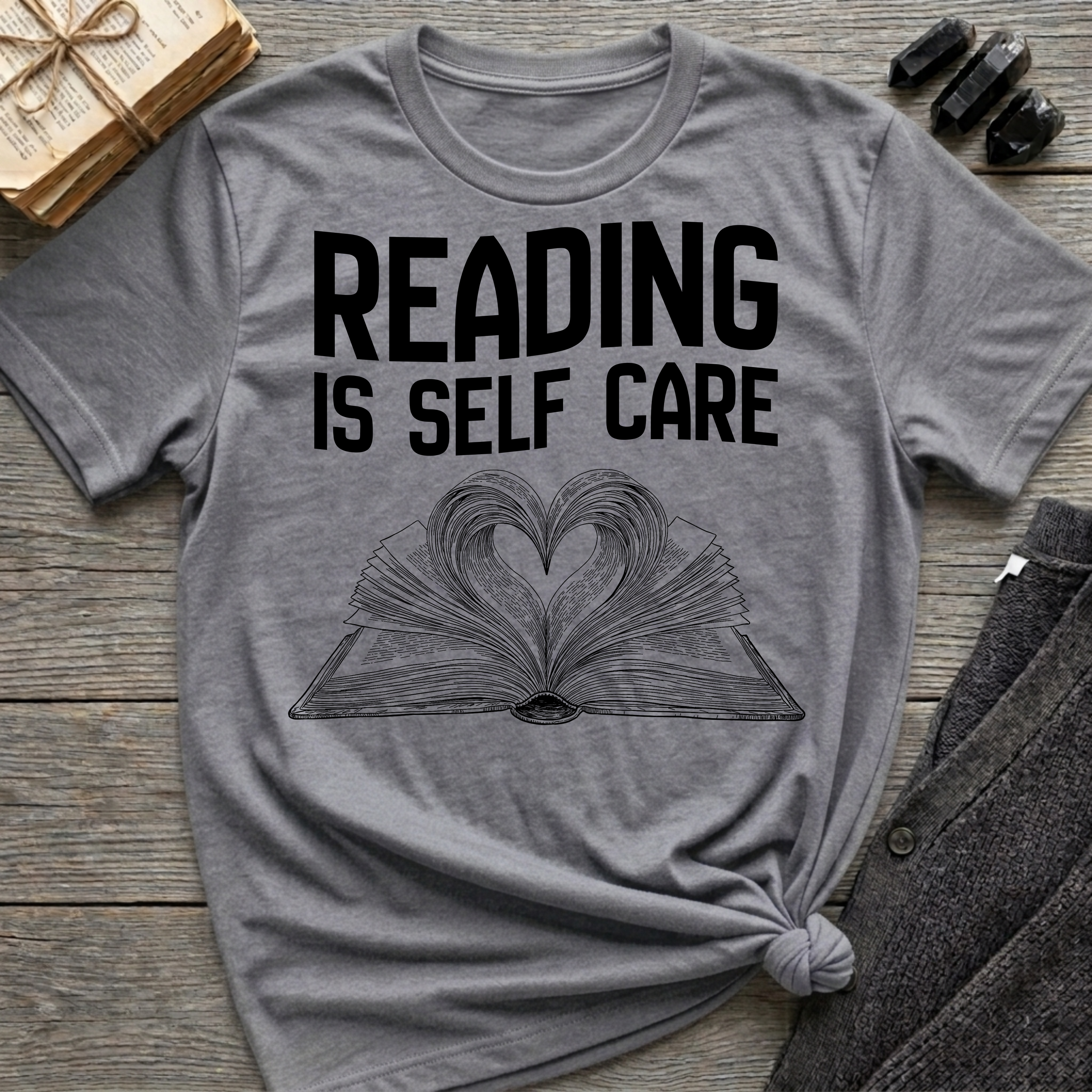 Reading is self care - Heart Book T-Shirt