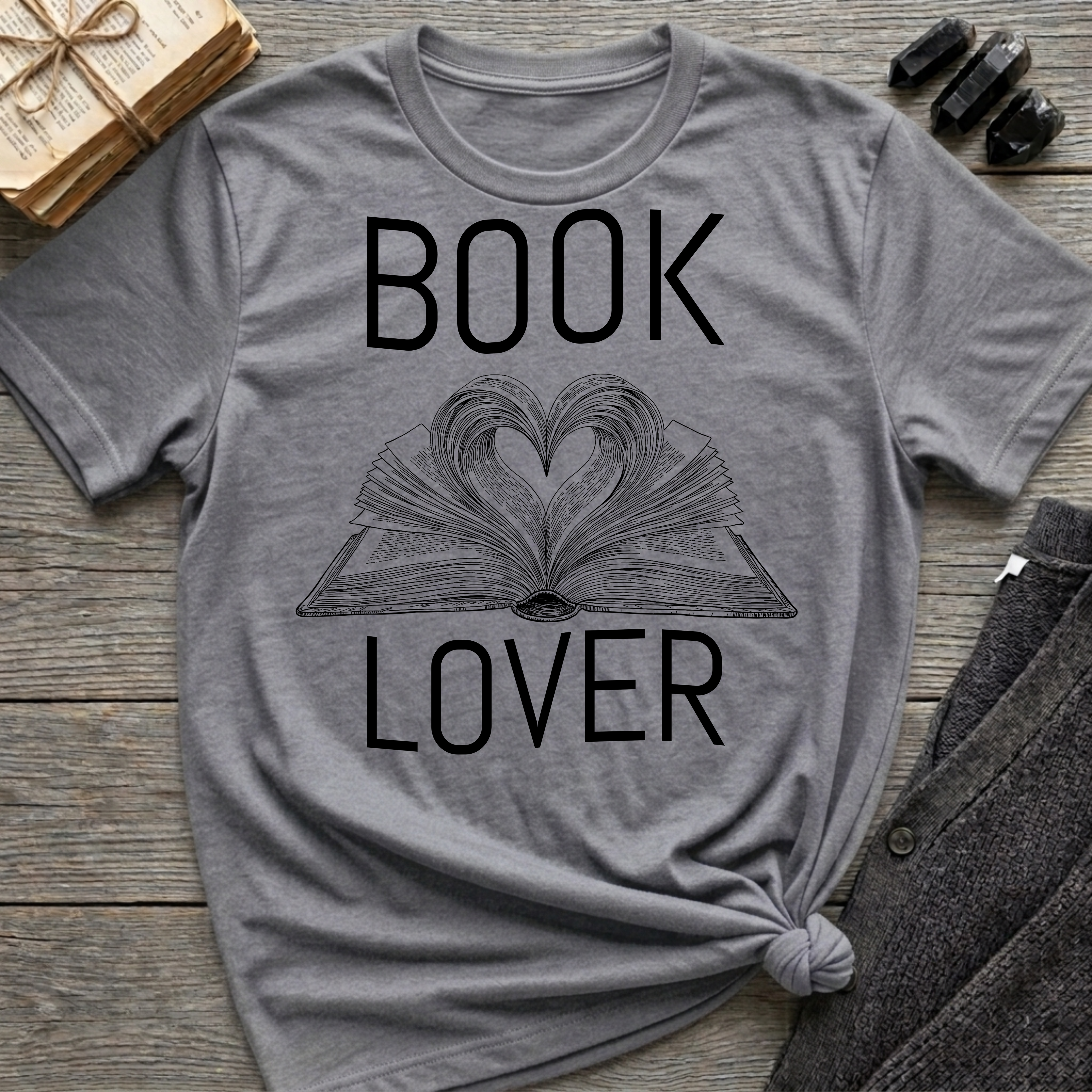 Book lover - Heart Book T-Shirt