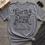 Lost in a good book - Typography T-Shirt