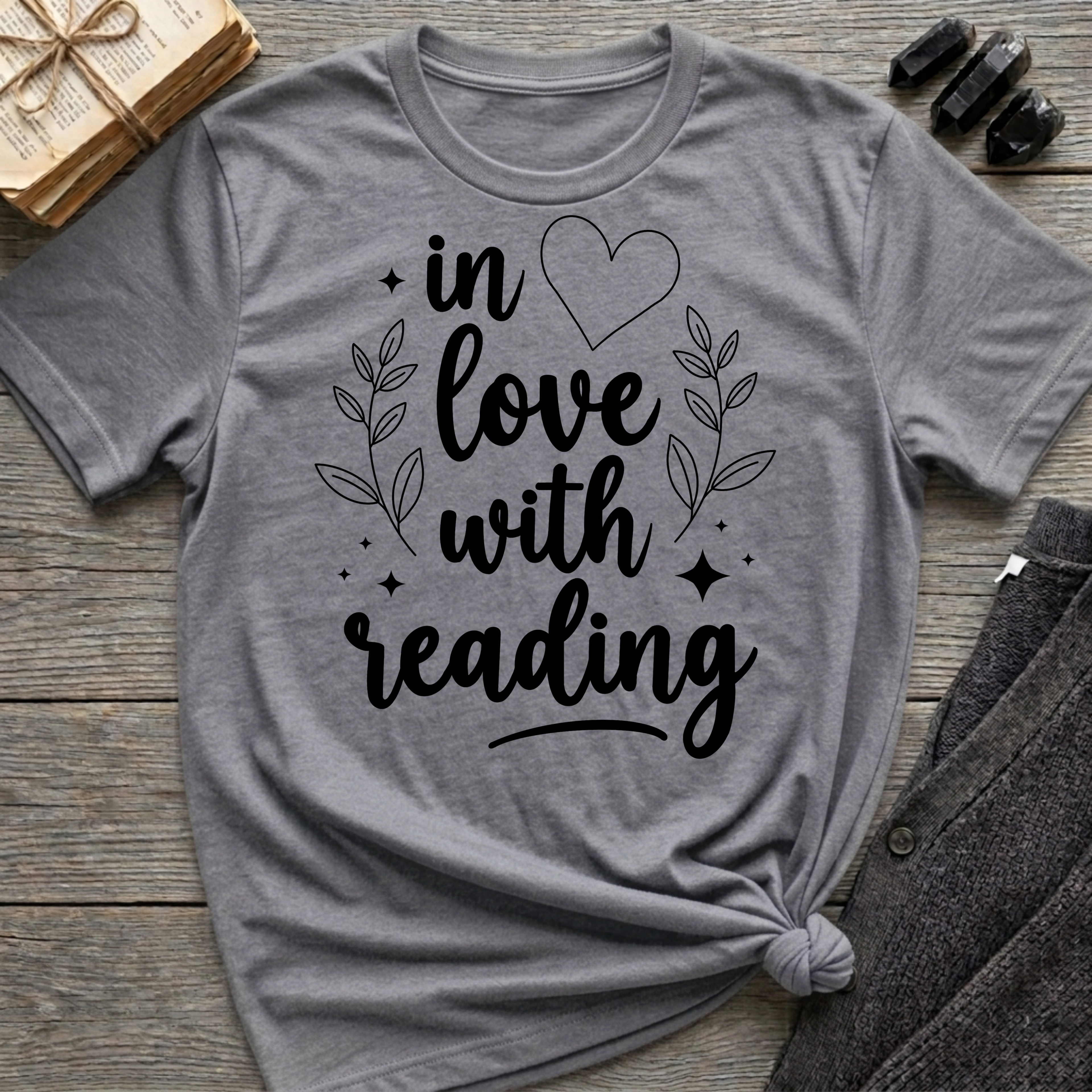 in love with reading - Typography T-Shirt