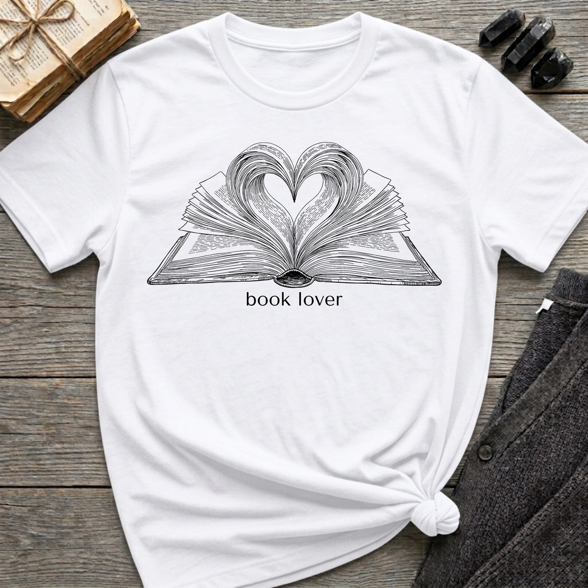 book lover - Heart Book T-Shirt