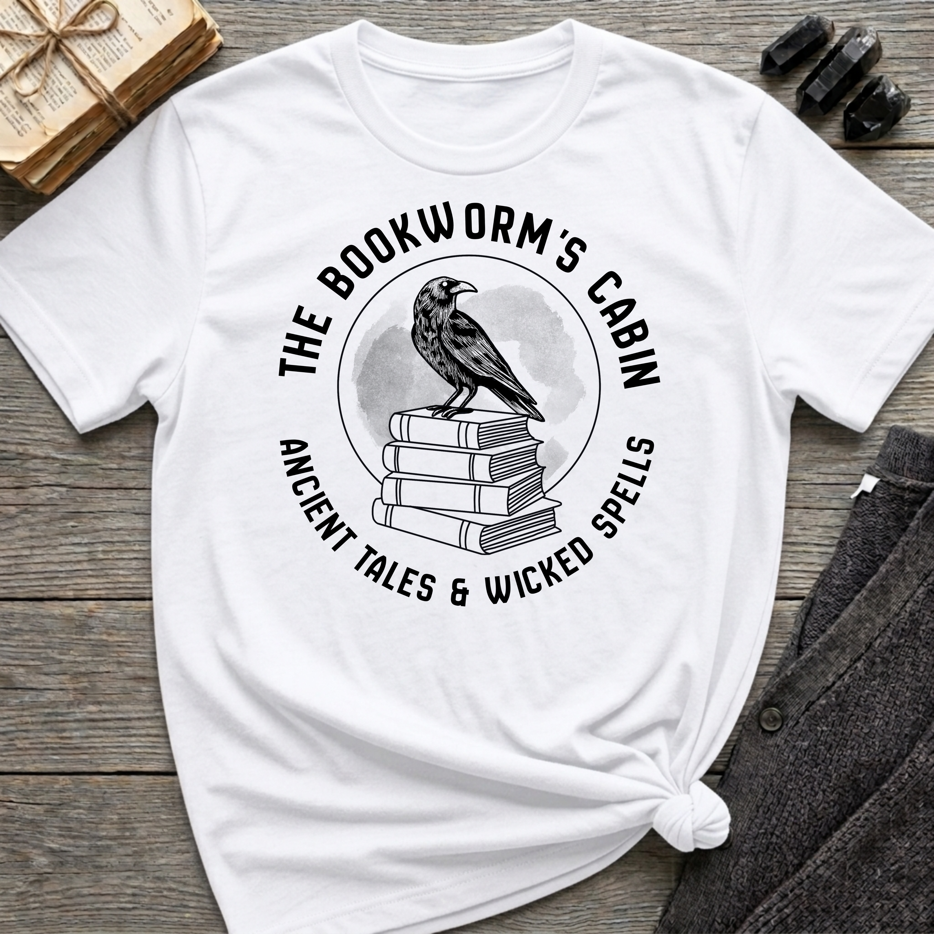 The bookworm's cabin - Typography T-Shirt