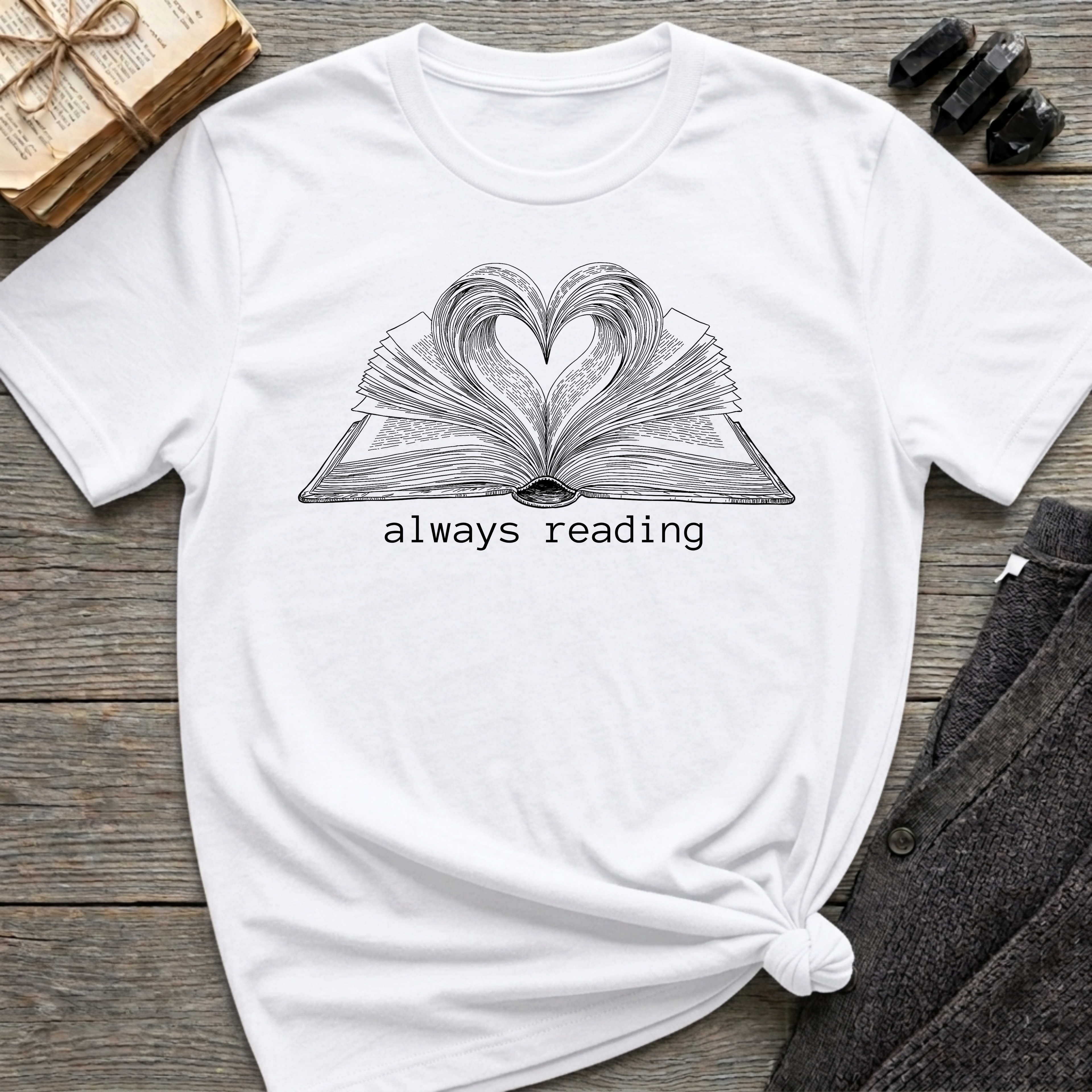always reading - Heart Book T-Shirt